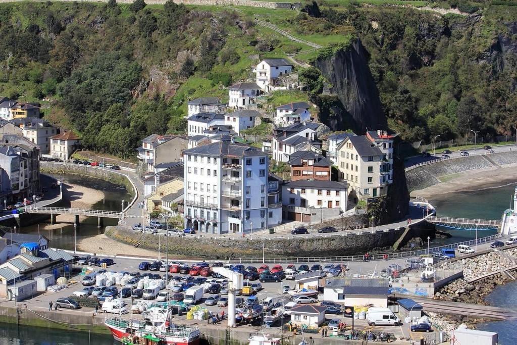 Cambaral As De Guia Apartment Luarca Exterior photo